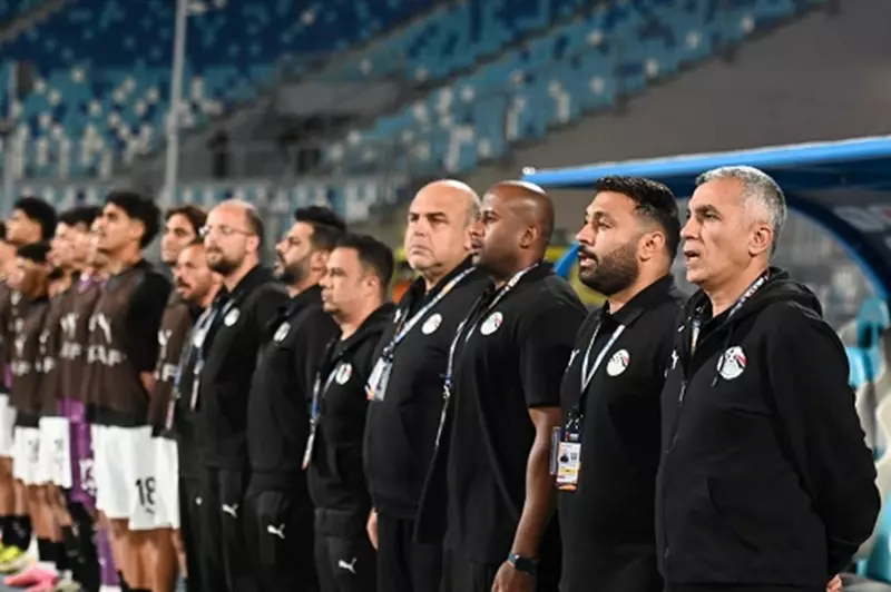أسامة نبيه وحمادة أنور يتوجهان إلى تشيلي لحضور قرعة كأس العالم للشباب