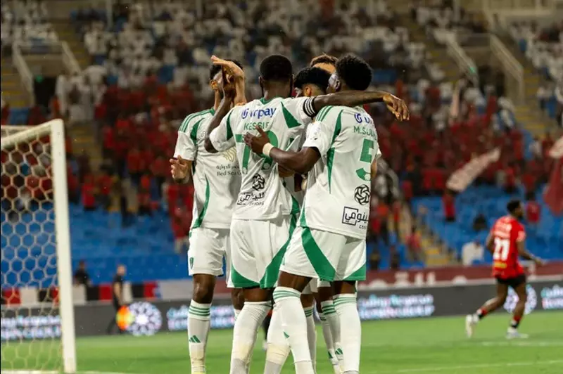 الأهلي يحسم ختام الدوري السعودي بفوز على الرياض ويحقق المركز الخامس في ظل تتويج بطل آسيا
