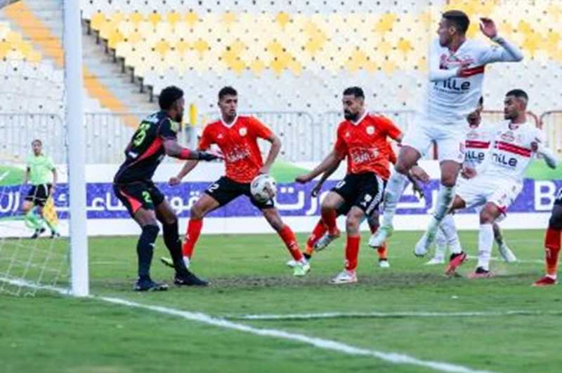 الزمالك وفاركو: العرض الختامي لدوري استثنائي