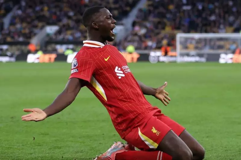 كوناتي غير قابل للبيع: ليفربول يواجه ريال مدريد بعرض سعر فريد