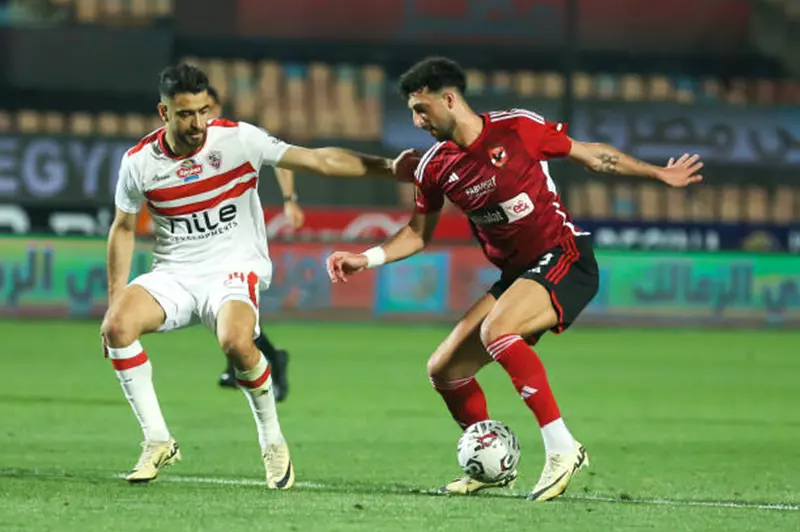 تحديد عدد اللاعبين الأجانب في الموسم الجديد: الأهلي يطالب بزيادة والزمالك يسعى للتقليص