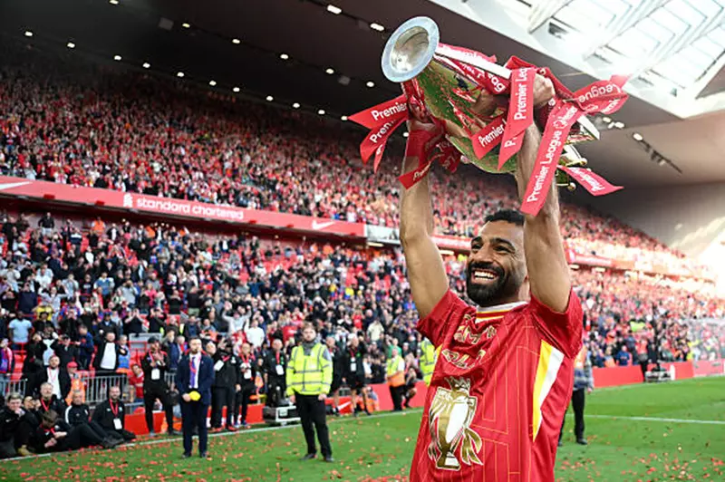 محمد صلاح: الأحق بالكرة الذهبية في أسطورة مانشستر يونايتد