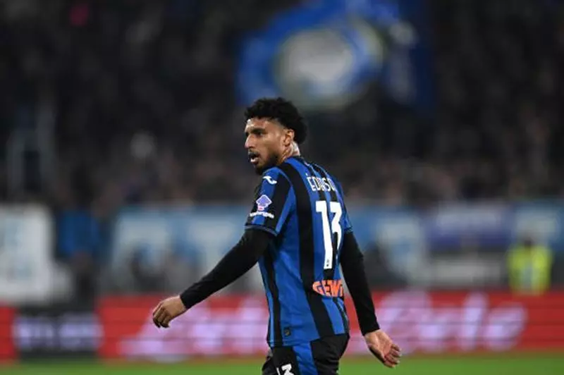 مدير رياضي أتالانتا يكشف النقاب عن تفاصيل عرض الهلال السعودي لضم إيدرسون